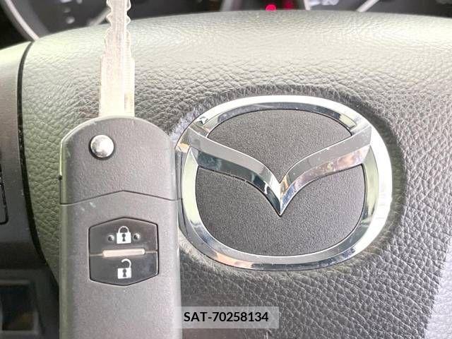 Mazda PREMACY 2011-09 253365-5