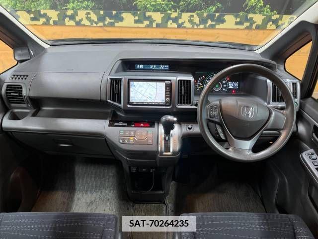 Honda STEP WGN 2011-08 336448-1