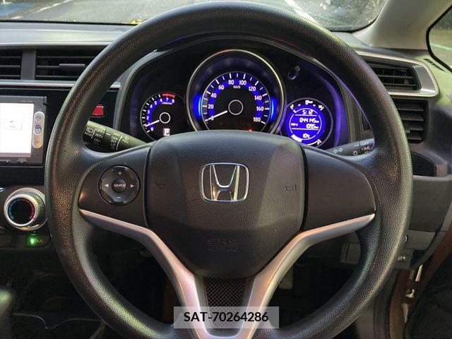 Honda FIT 2014-02 212412-11