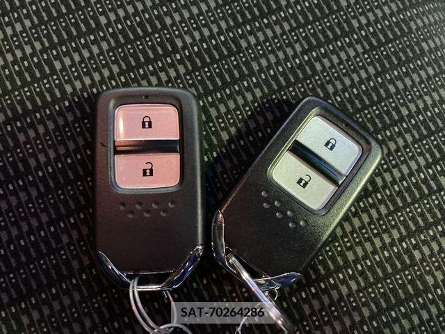 Honda FIT 2014-02 212412-14