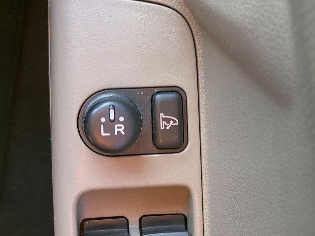 Daihatsu MOVE CONTE 2014-06 8820-19