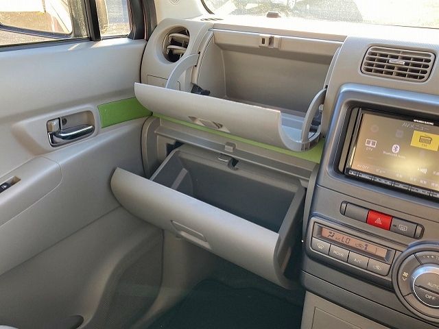 Daihatsu MOVE CONTE 2014-06 8820-9