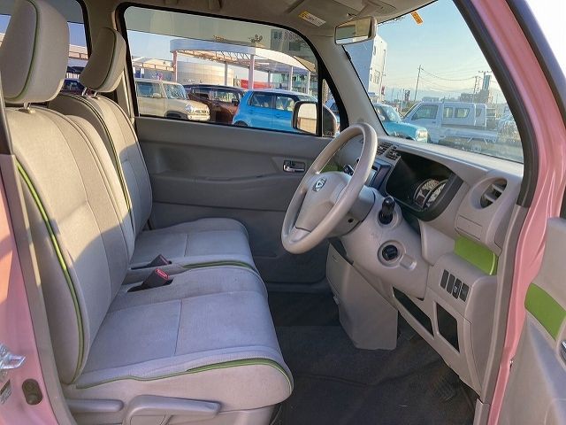 Daihatsu MOVE CONTE 2014-06 8820-12