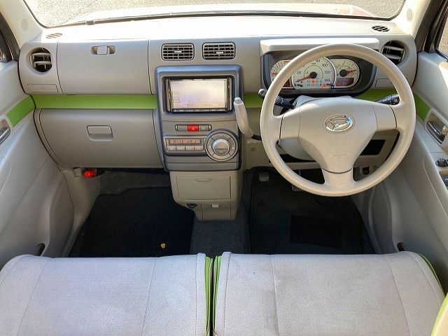 Daihatsu MOVE CONTE 2014-06 8820-1