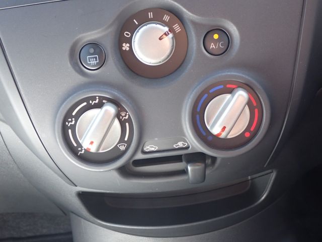 Nissan NOTE 2019-07 4831-9