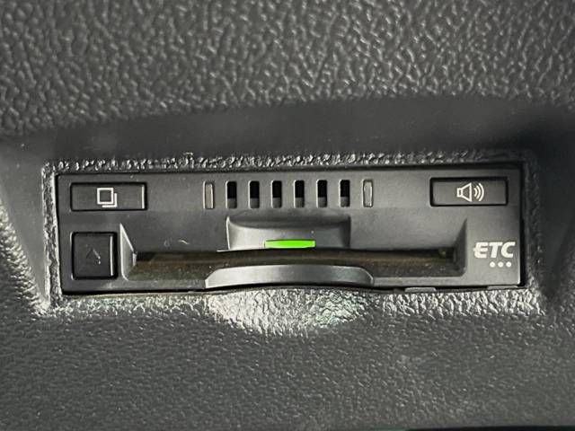 Toyota PRIUS 2018-08 180517-6