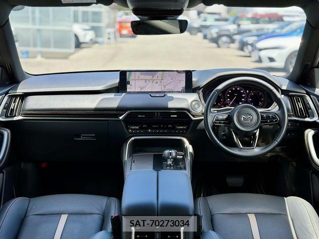 Mazda CX-60 2022-08 266516-1
