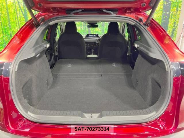 Mazda CX-30 2022-07 235201-10