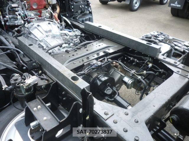 Hino DUTRO 2023-09 348122-13