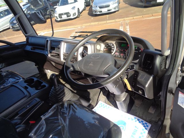 Hino RANGER 2011-06 192299-1