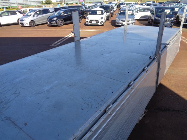 Hino RANGER 2011-06 192299-17