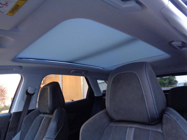 Peugeot 3008 2019-01 11790-22