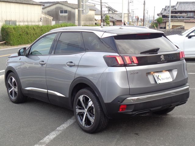 Peugeot 3008 2019-01 11790-2