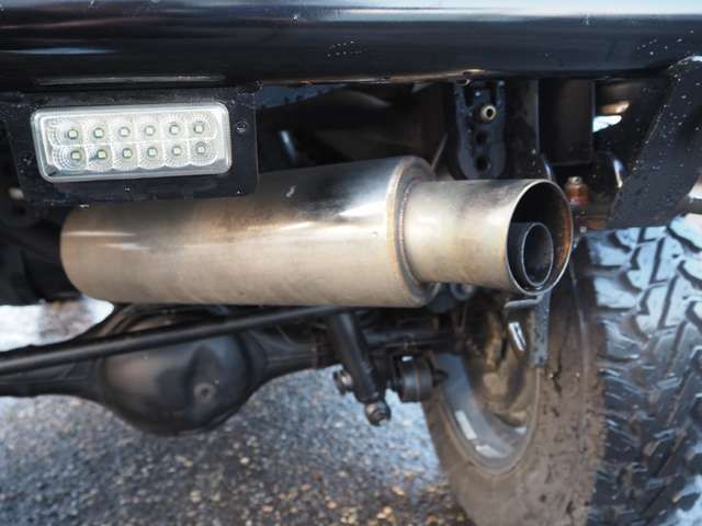 Suzuki JIMNY 2010-10 188968-15