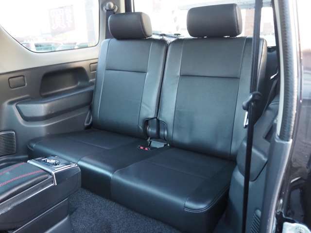 Suzuki JIMNY 2010-10 188968-13