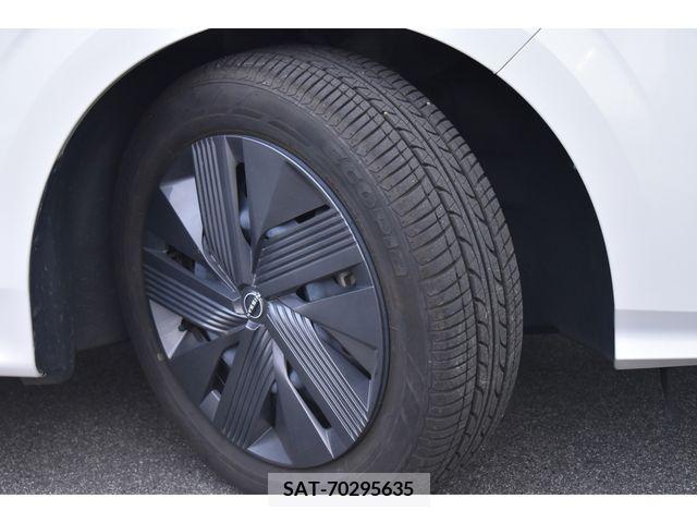 Nissan NOTE 2021-01 210792-23