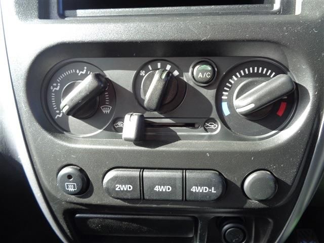 Suzuki JIMNY 2017-03 22721-27