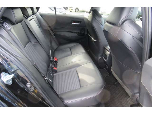 Toyota COROLLA TOURING 2021-04 14179-16