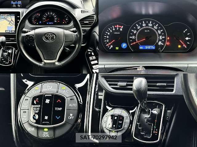 Toyota VOXY 2017-10 339452-7