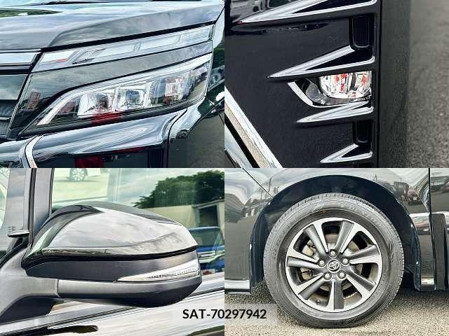 Toyota VOXY 2017-10 339452-4