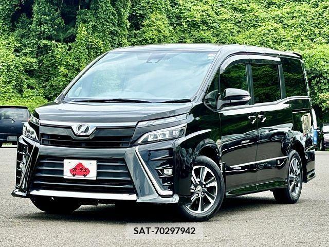 Toyota VOXY 2017-10 339452-0