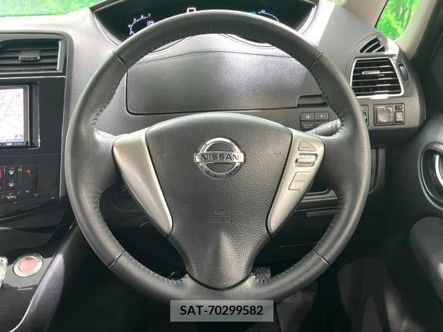 Nissan SERENA 2011-12 284308-11