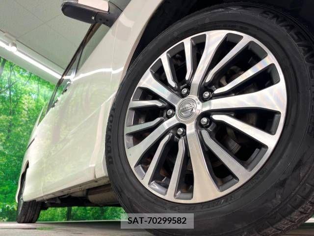 Nissan SERENA 2011-12 284308-13