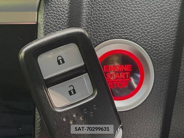Honda FIT 2017-08 225137-2