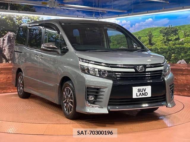 Toyota VOXY 2017-03 288974-13
