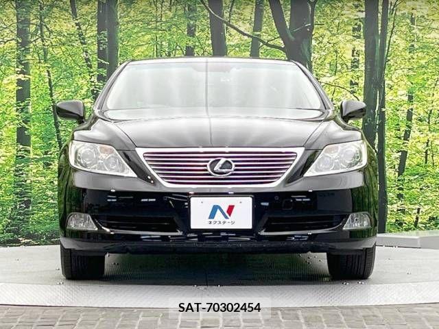 Lexus LS 2008-05 388400-17