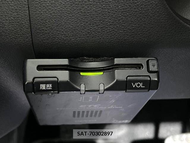 Toyota PASSO 2018-08 255781-5