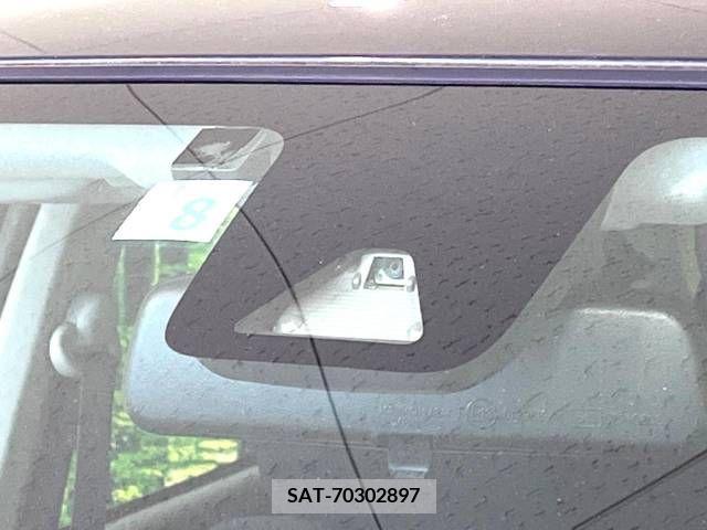 Toyota PASSO 2018-08 255781-2