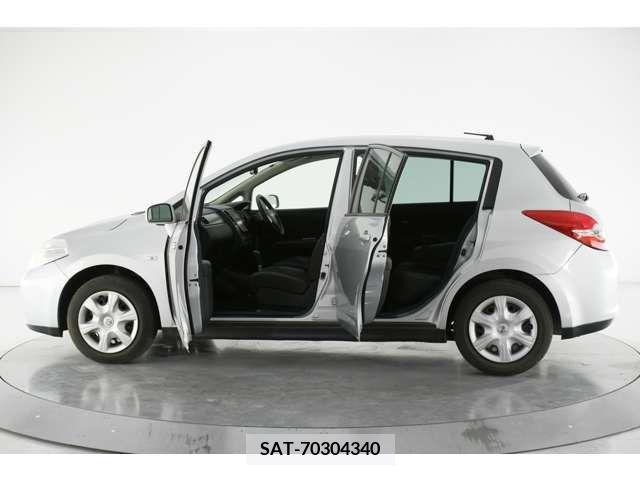 Nissan TIIDA 2011-09 237964-8