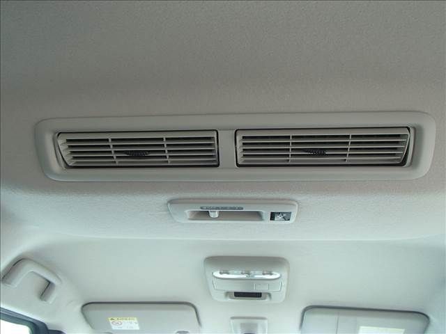 Nissan ROOX 2020-06 11880-11