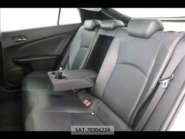 Toyota PRIUS 2019-07 254917-19
