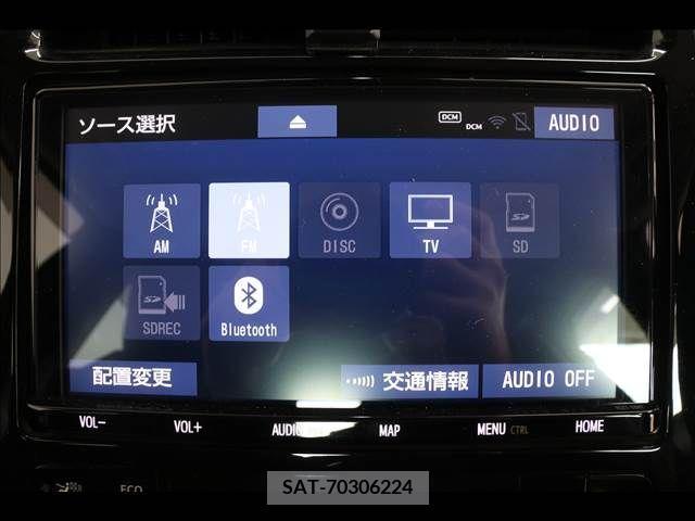 Toyota PRIUS 2019-07 254917-6