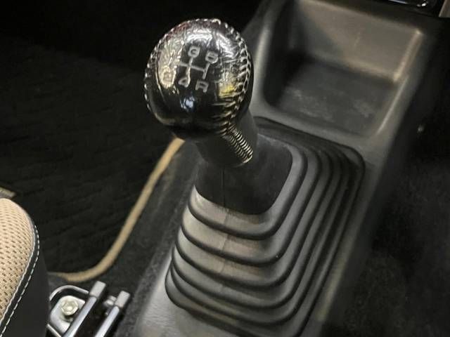 Suzuki JIMNY 2017-10 23404-3