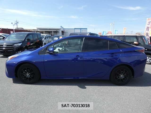 Toyota PRIUS 2017-01 282096-4