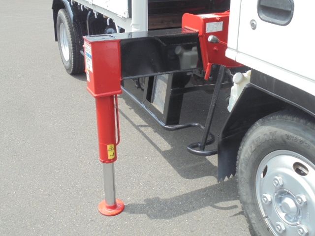 Isuzu ELF TRUCK 2004-10 6082-17