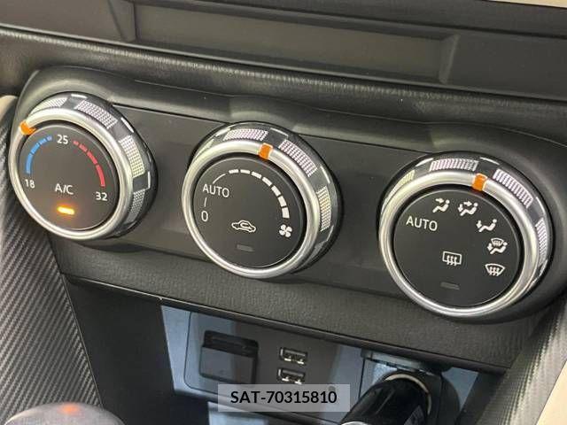 Mazda DEMIO 2015-04 267588-7
