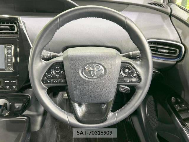Toyota PRIUS 2021-02 373899-11