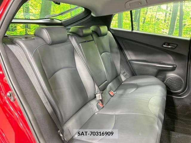 Toyota PRIUS 2021-02 373899-9