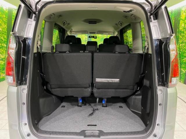Nissan SERENA 2017-08 27090-10