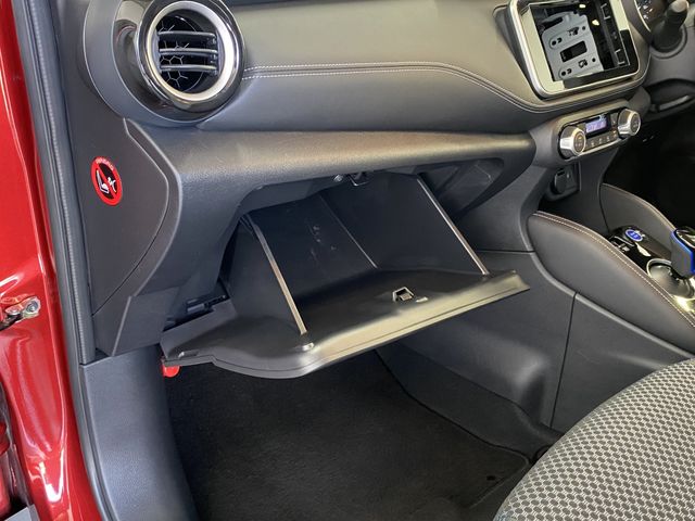 Nissan KICKS 2020-12 9335-15