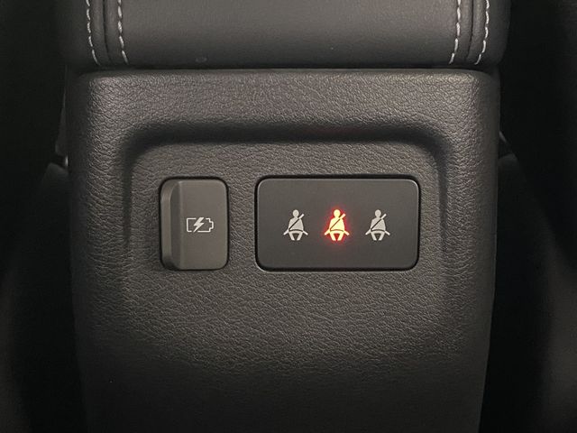 Nissan KICKS 2020-12 9335-17