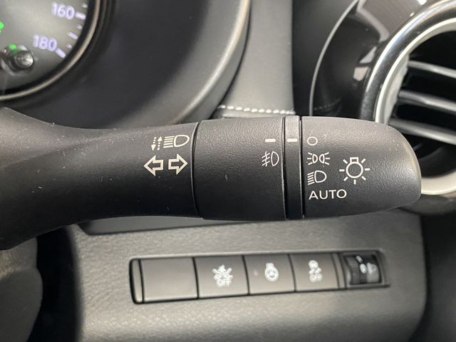 Nissan KICKS 2020-12 9335-5