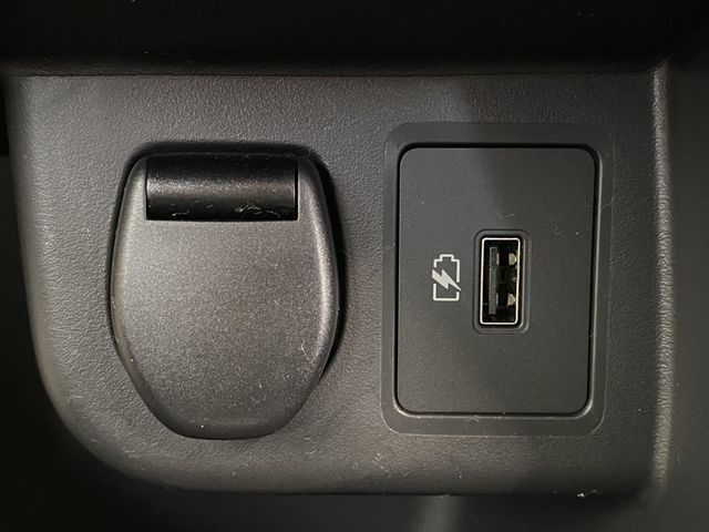 Nissan KICKS 2020-12 9335-9