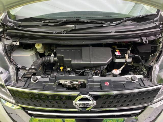 Nissan DAYZ ROOX 2018-03 10702-18