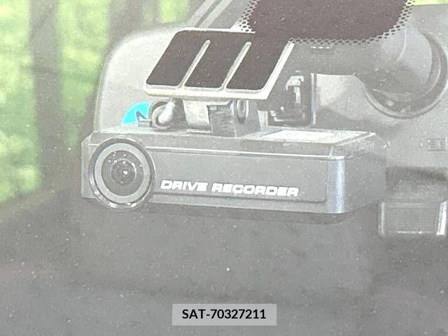 Nissan MARCH 2017-07 308124-3