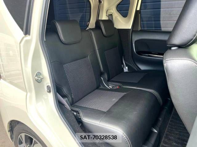 Daihatsu MOVE CUSTOM 2018-04 309382-10